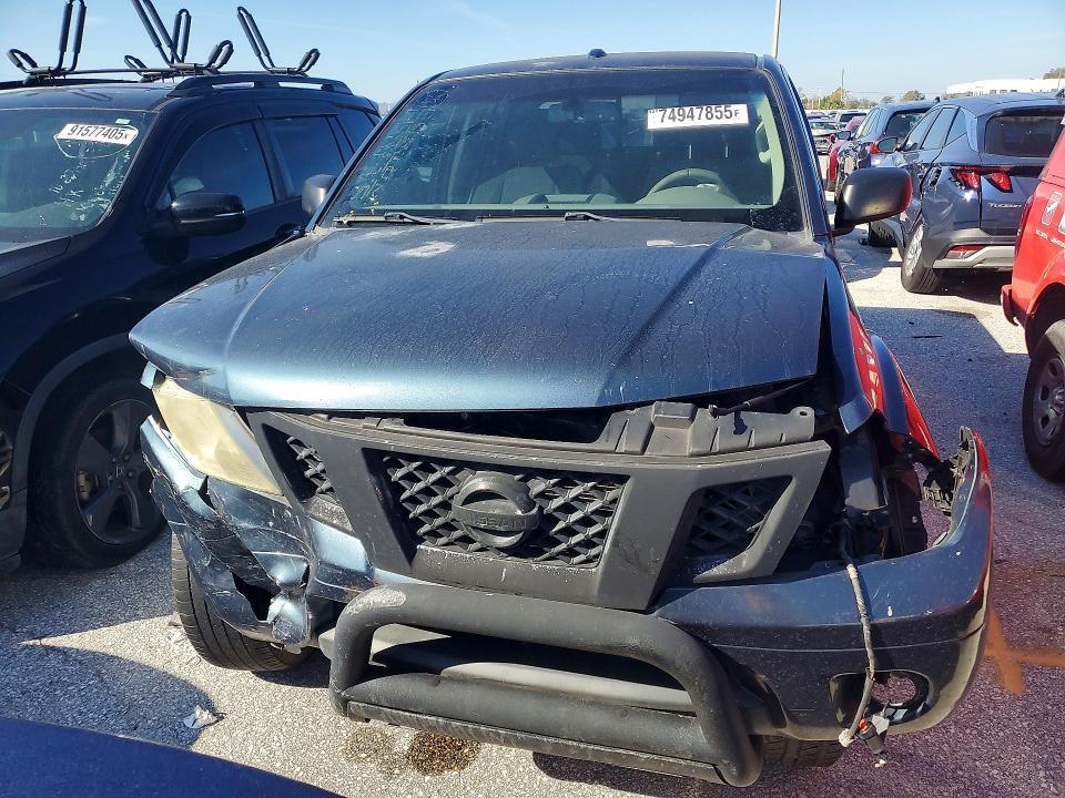 2014 Nissan Frontier s