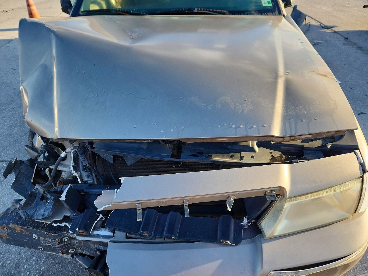 2003 Mercury Grand Marquis gs