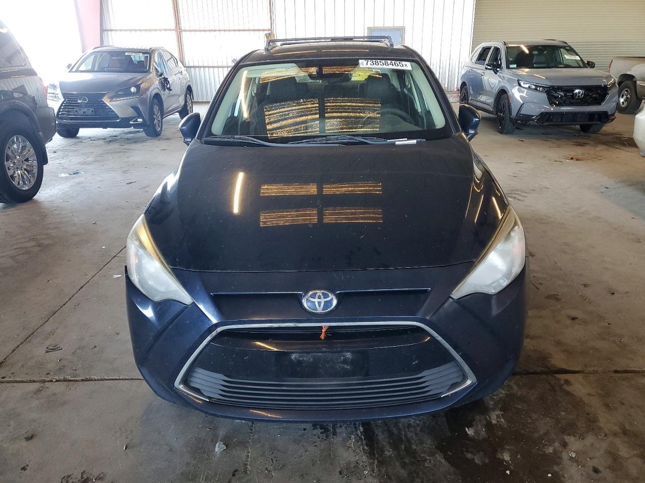 2017 Toyota Yaris ia