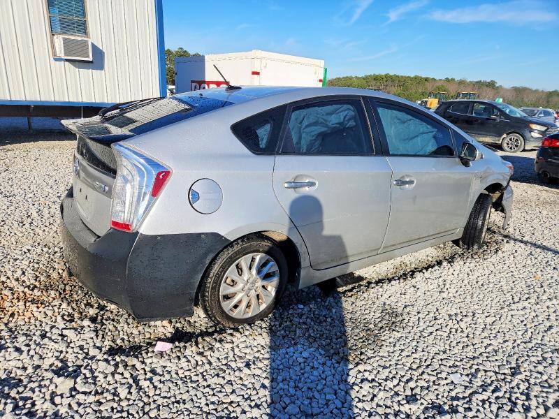 2014 Toyota Prius Plug-in