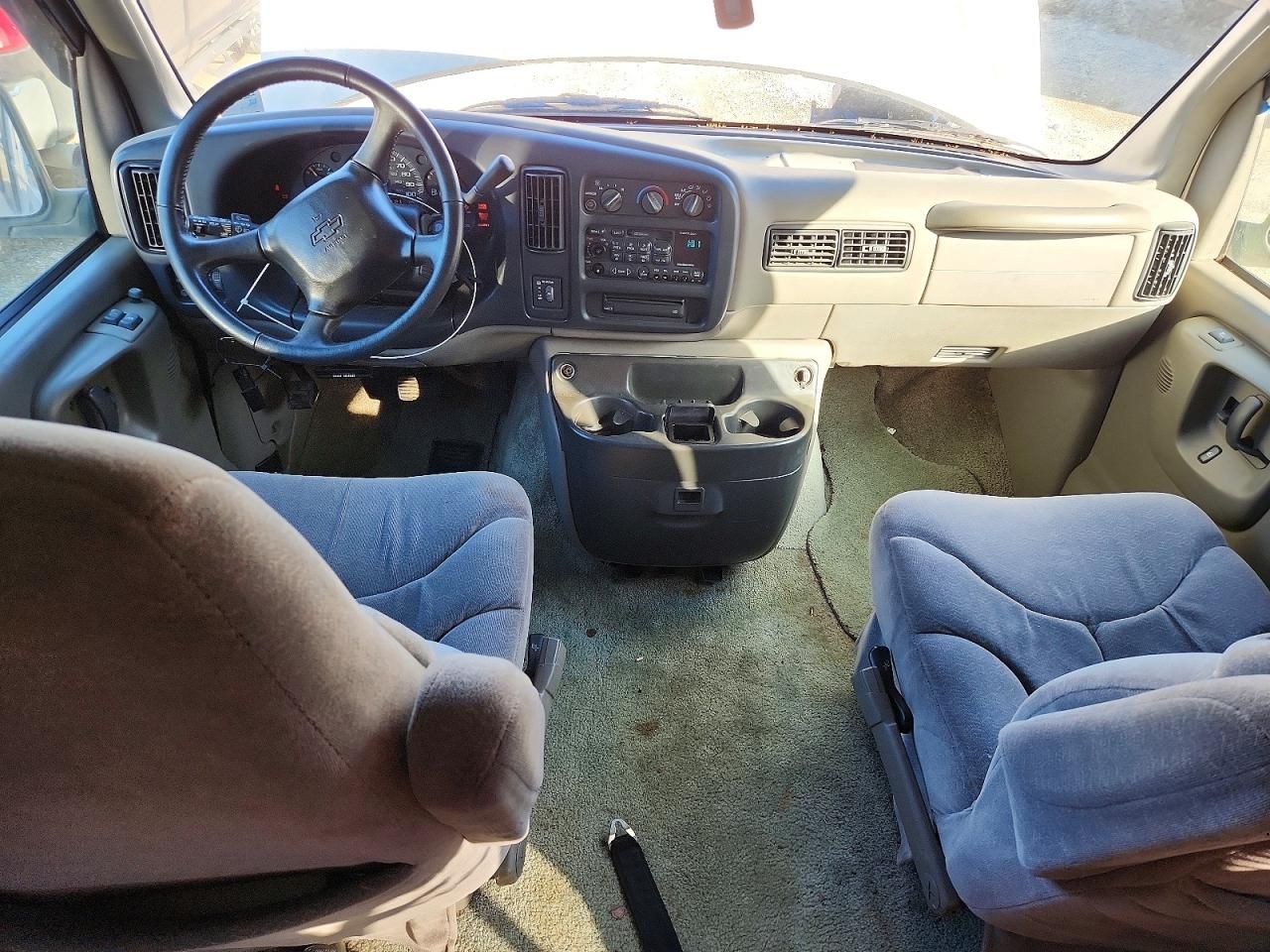 2000 Chevrolet Express G1500