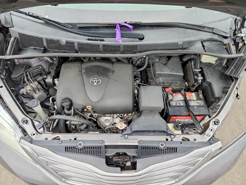 2017 Toyota Sienna xle