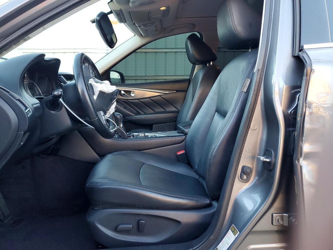 2015 Infiniti Q50 Base