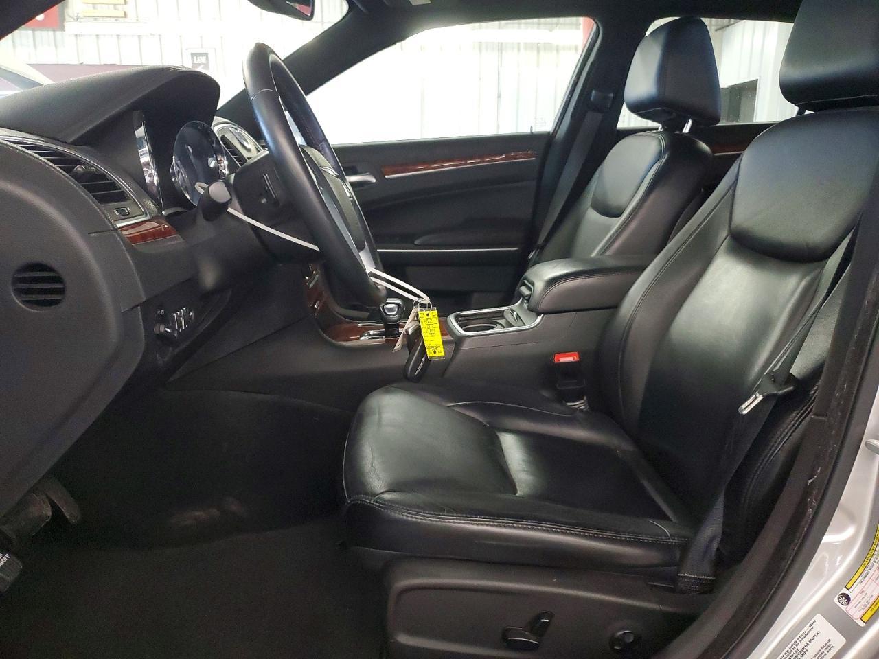 2012 Chrysler 300 Limited