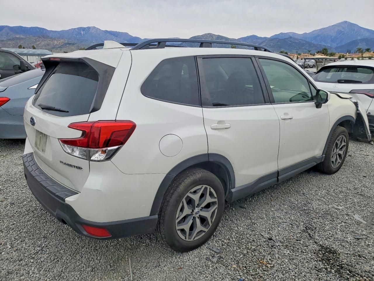 2022 Subaru Forester Premium