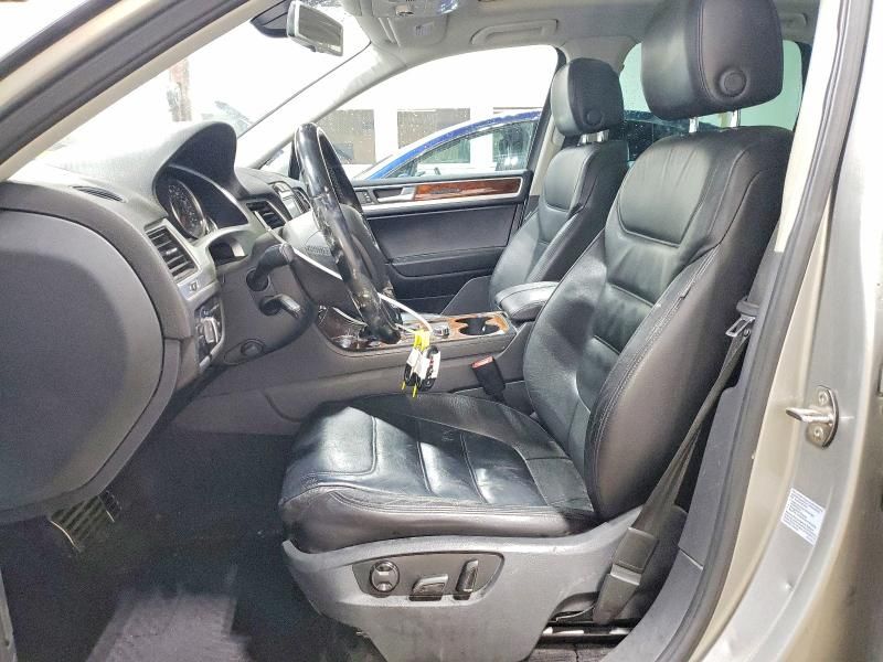 2012 Volkswagen Touareg Hybrid