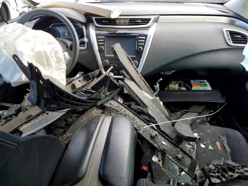 2017 Nissan Murano s