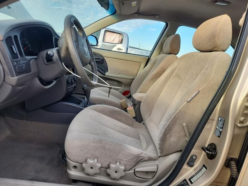 2005 Hyundai Elantra gls