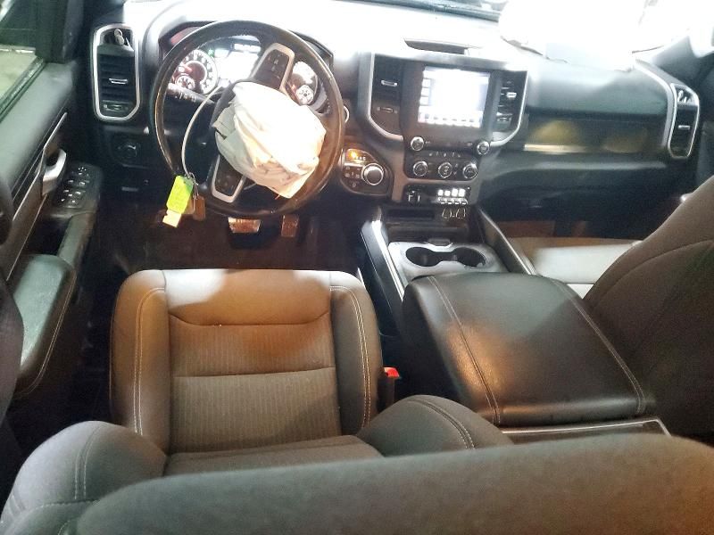 2021 Dodge Ram 1500 big Horn/lone Star