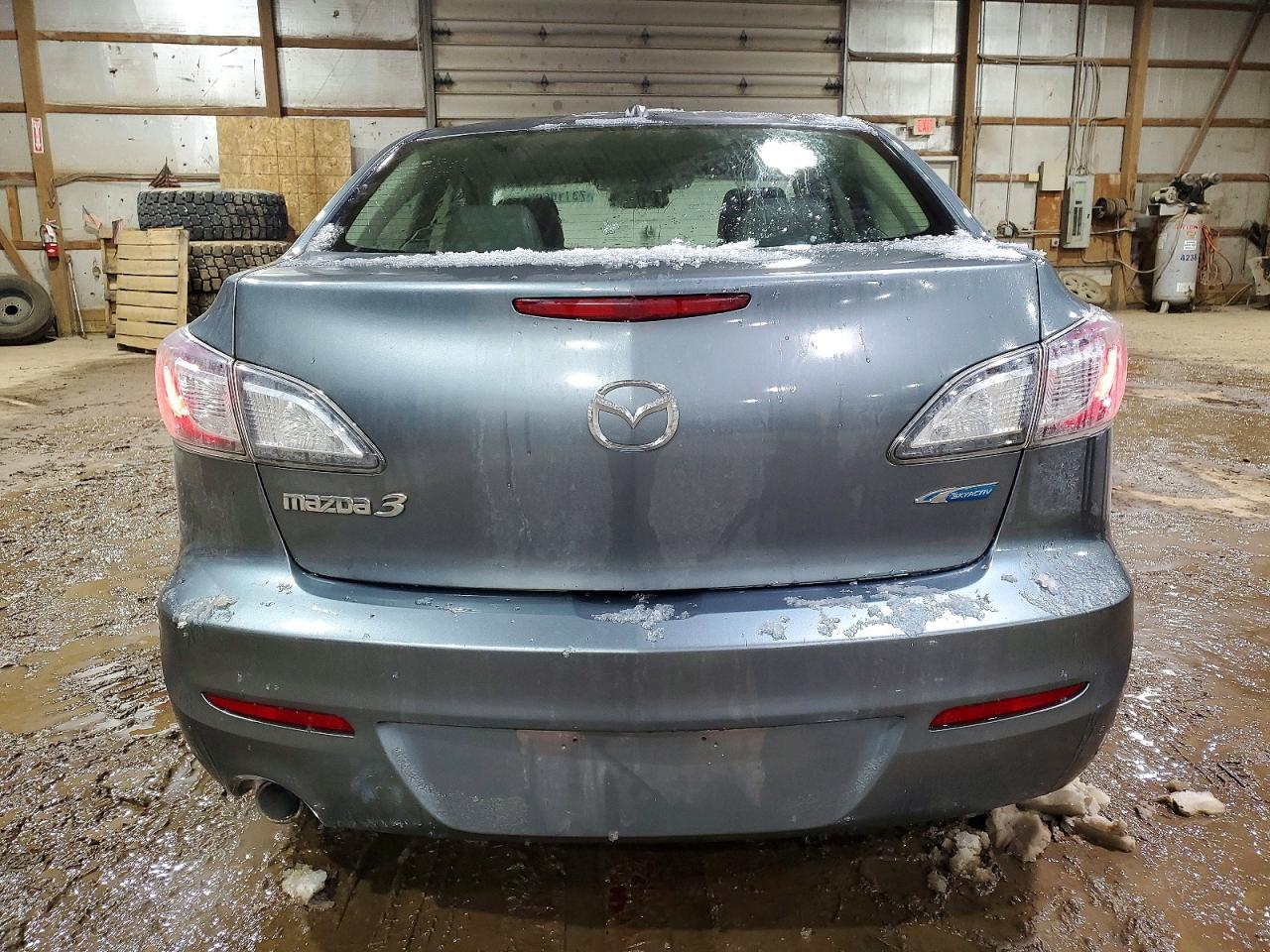 2012 Mazda 3 I