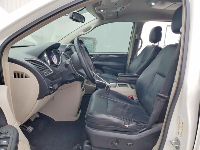 2012 Chrysler Town & Country Touring