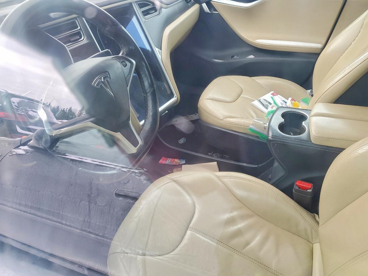 2015 Tesla Model s 85D