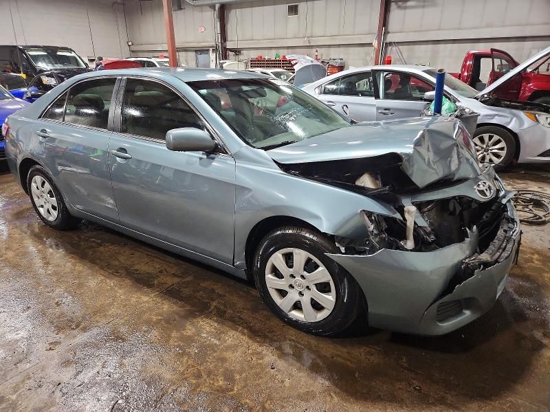 2010 Toyota Camry le