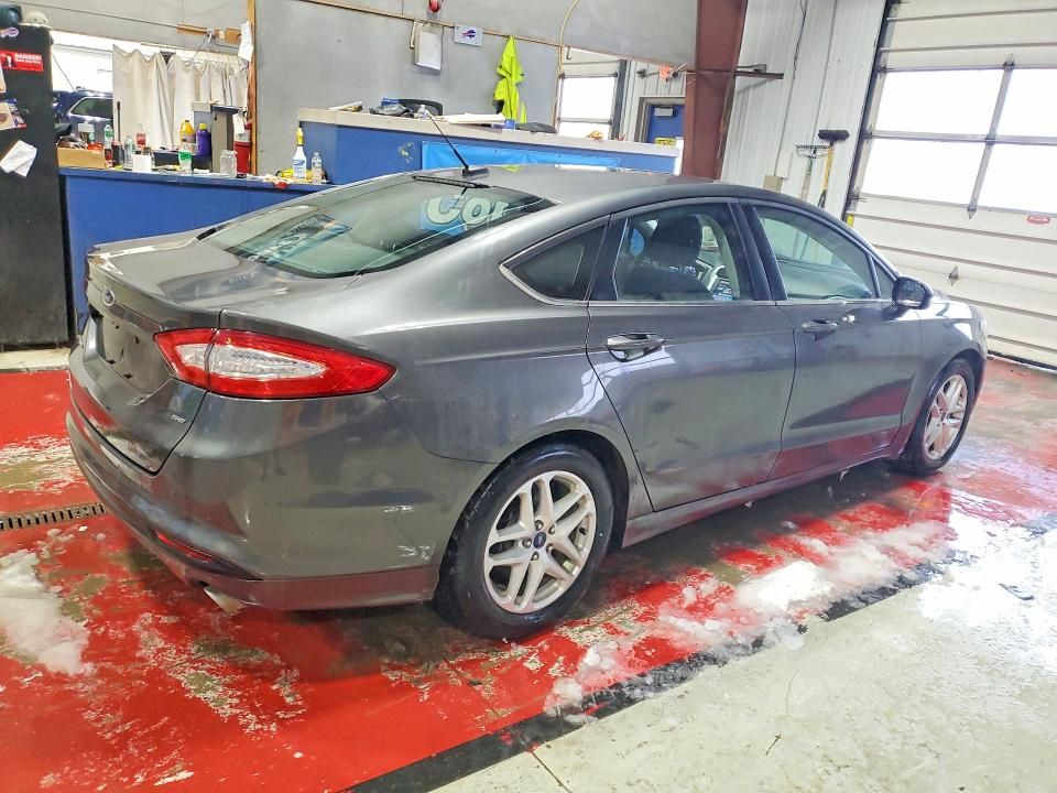 2016 Ford Fusion se