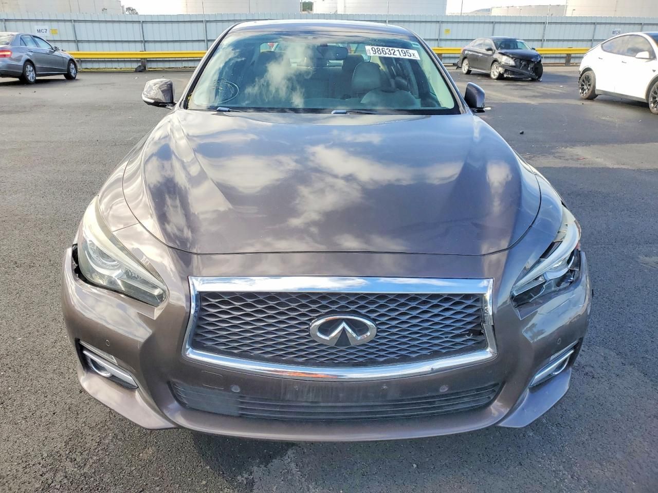 2016 Infiniti Q50 Premium