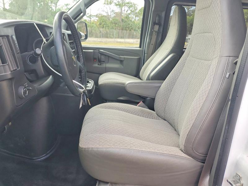 2017 Chevrolet Express G3500 LT