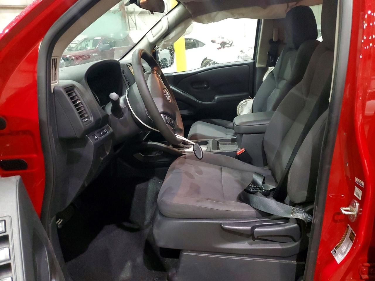 2022 Nissan Frontier S