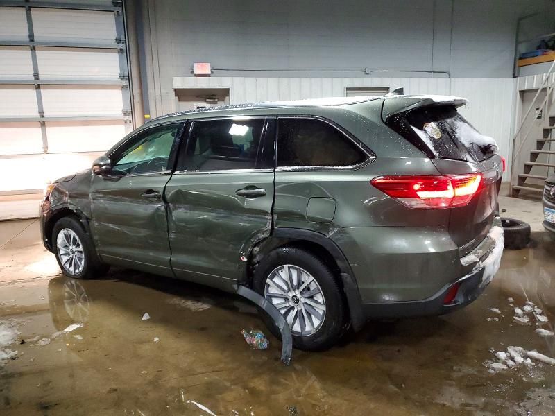 2017 Toyota Highlander se