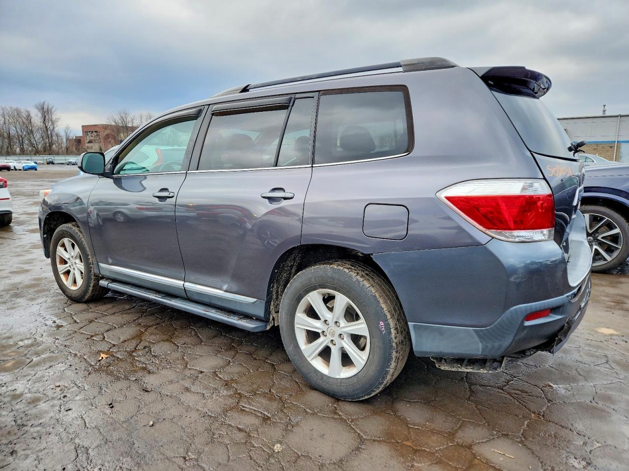2012 Toyota Highlander Base