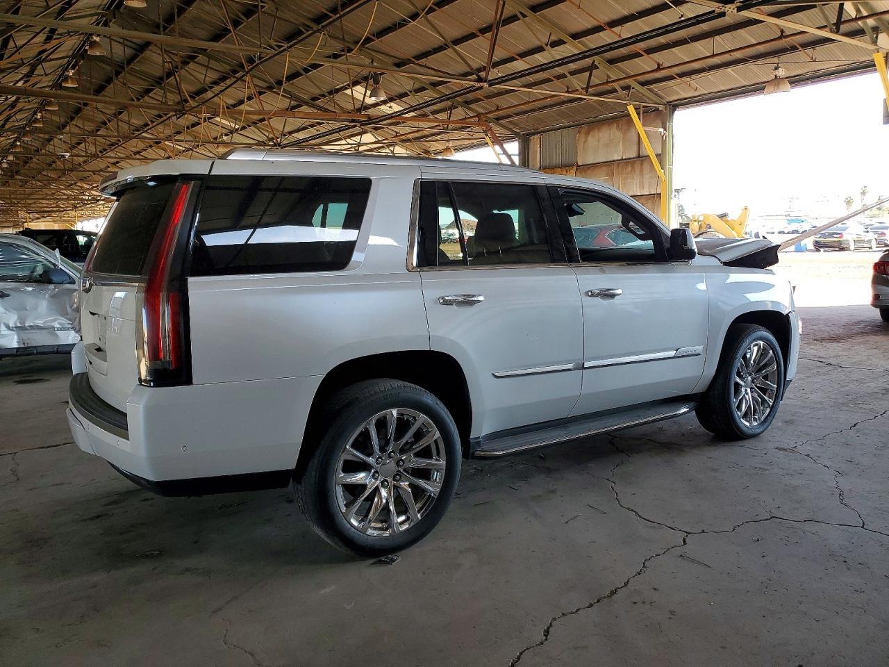 2020 Cadillac Escalade Luxury