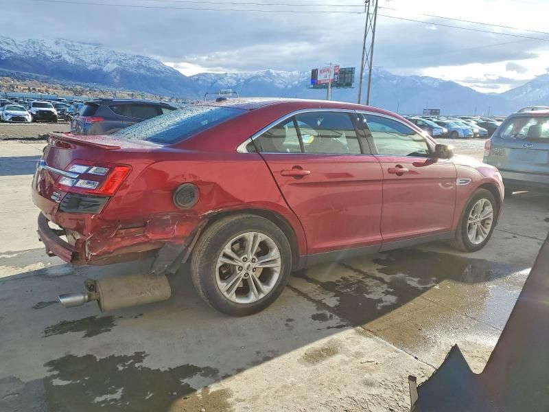 2018 Ford Taurus sel