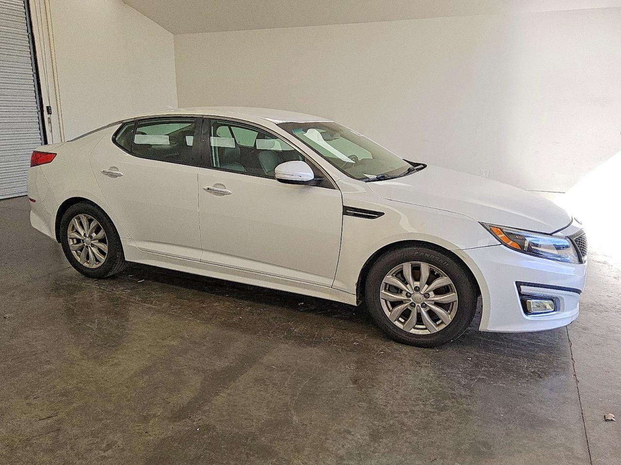 2015 KIA Optima sx