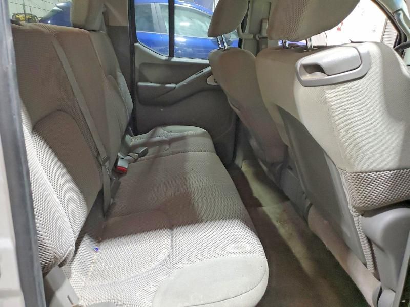 2013 Nissan Frontier s