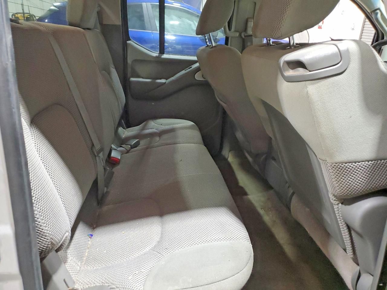 2013 Nissan Frontier s