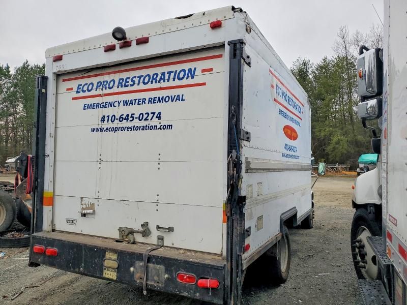 1997 GMC Savana box Truck