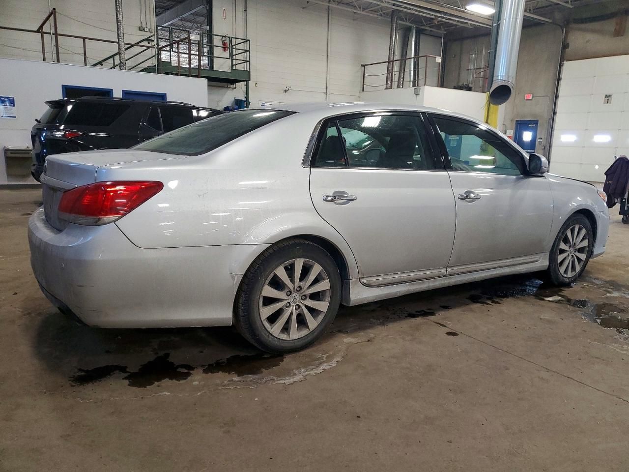 2011 Toyota Avalon Base