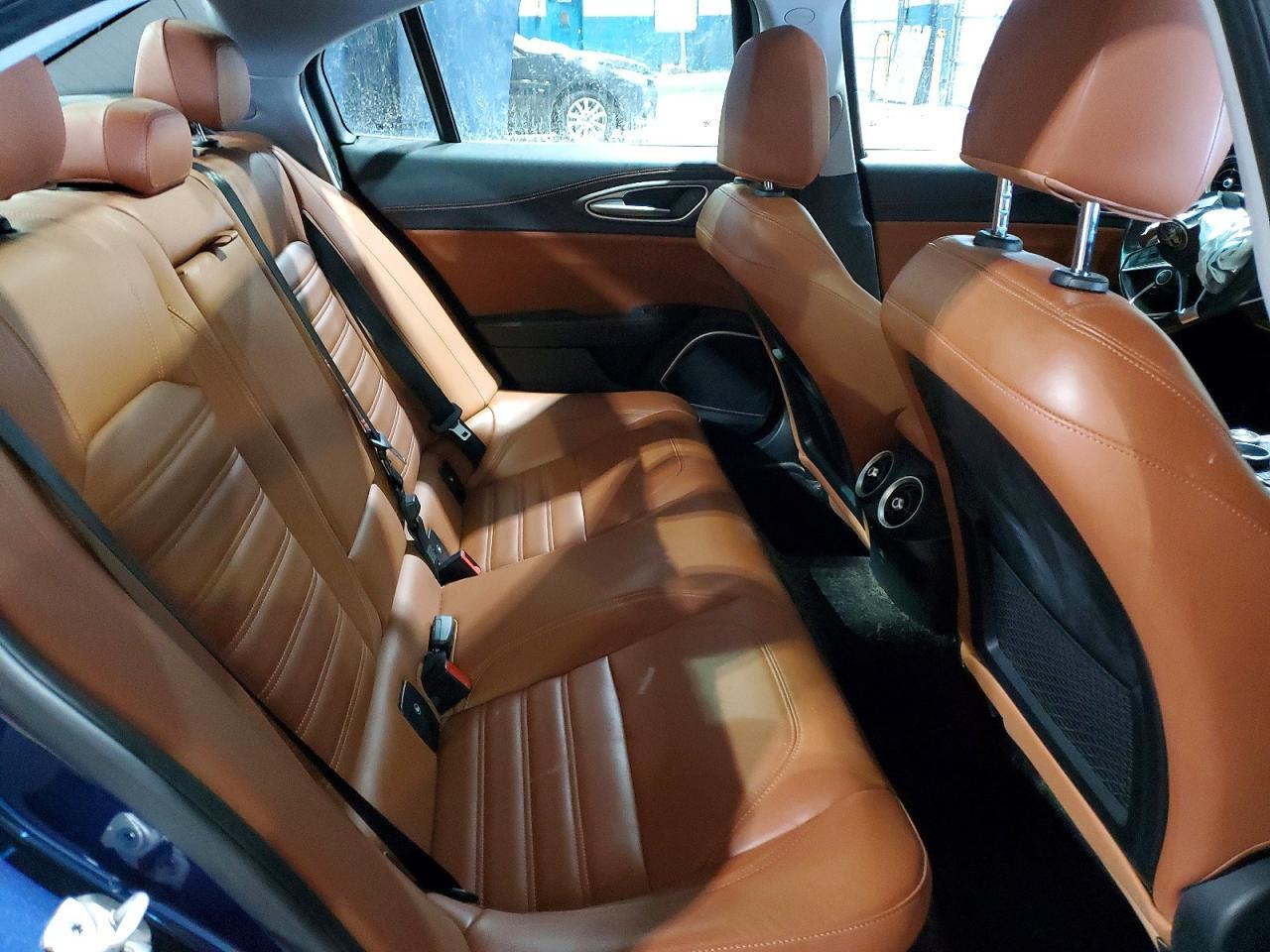 2017 Alfa Romeo Giulia ti Q4