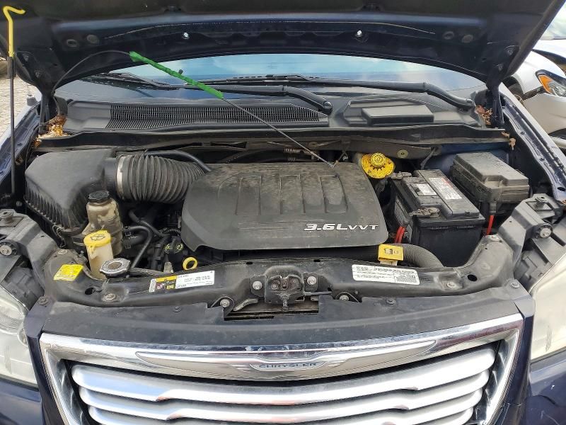 2015 Chrysler Town & Country Touring