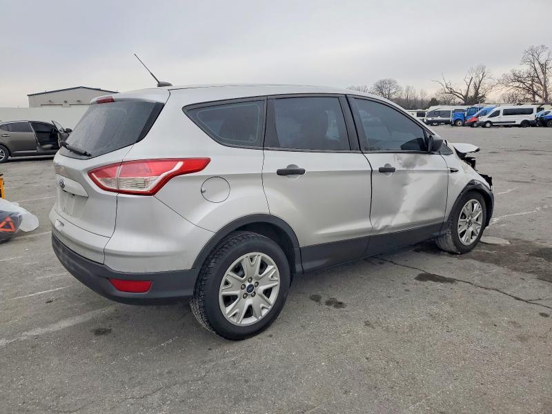 2016 Ford Escape s