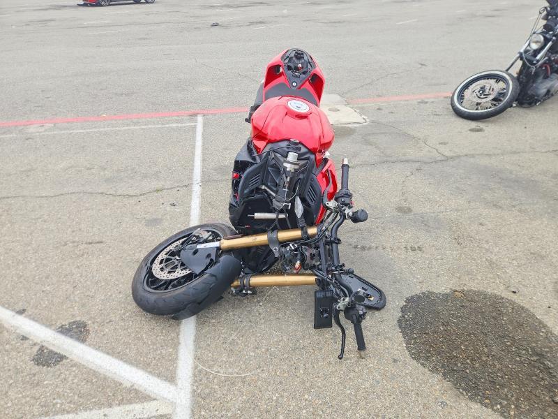 2025 Ducati Streetfighter V2