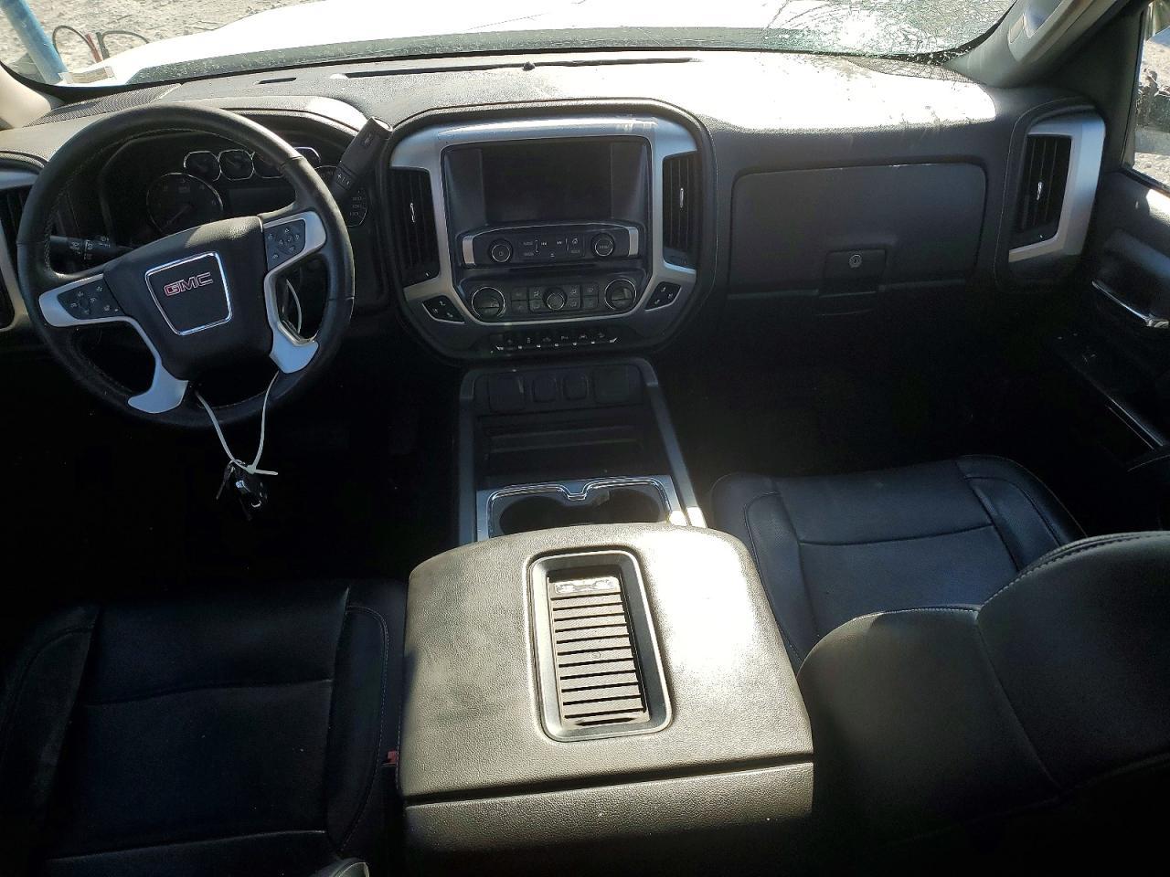 2018 GMC Sierra K1500 slt