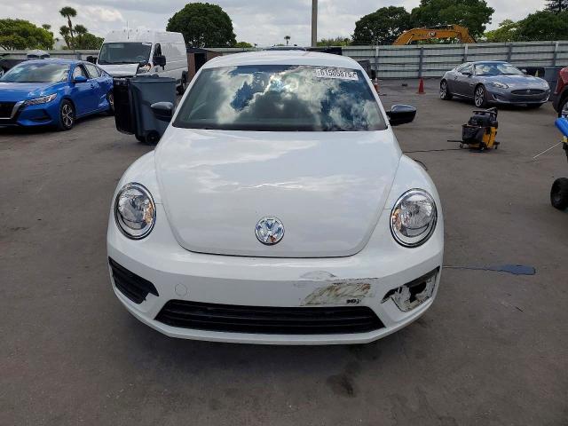 2018 Volkswagen Beetle s