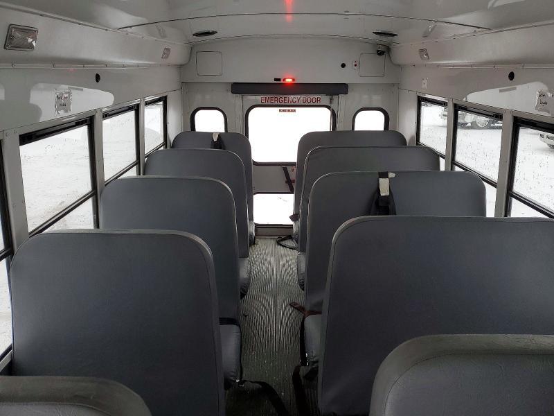 2016 Chev 2016 Thomas Minotour G3500-School Bus