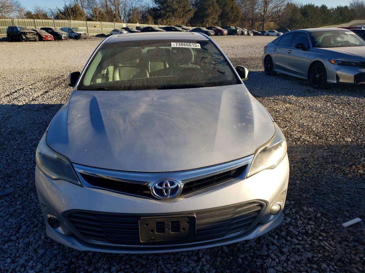 2014 Toyota Avalon Hybrid