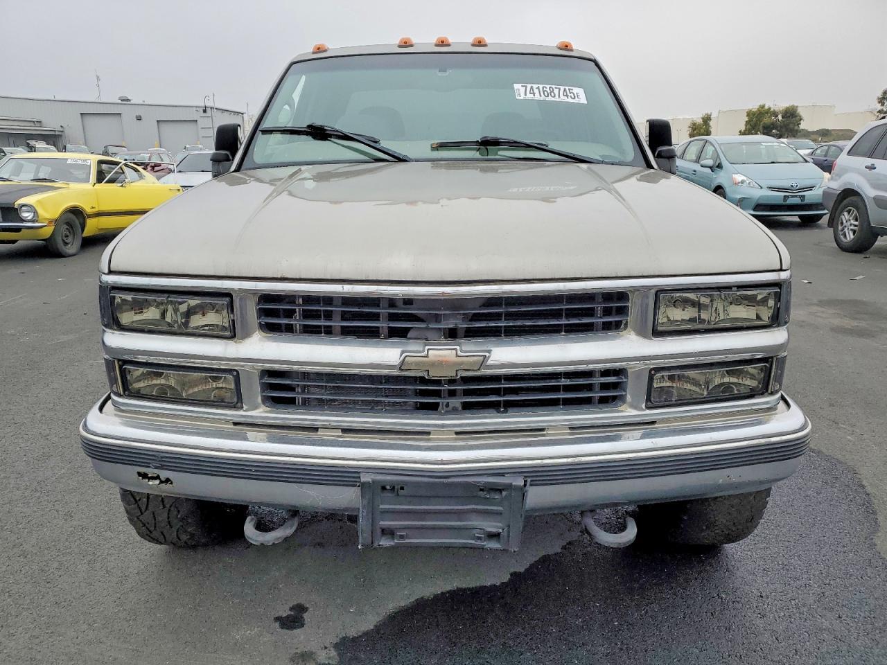 2000 Chevrolet Gmt-400 K2500