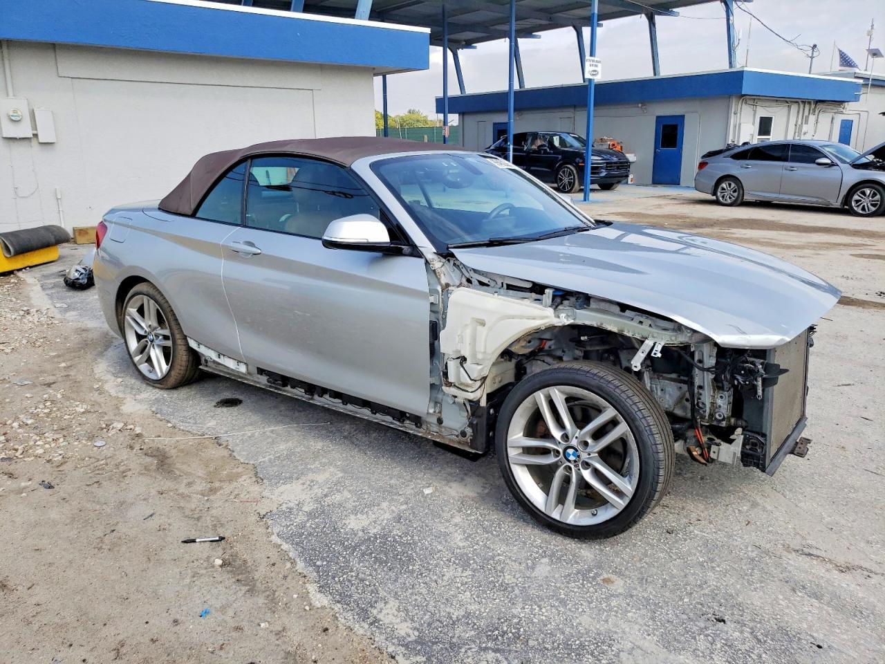2017 BMW 230i