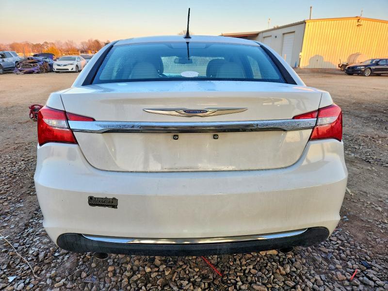 2012 Chrysler 200 Limited