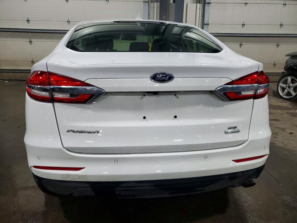 2019 Ford Fusion se