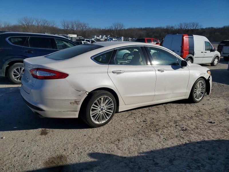 2016 Ford Fusion se