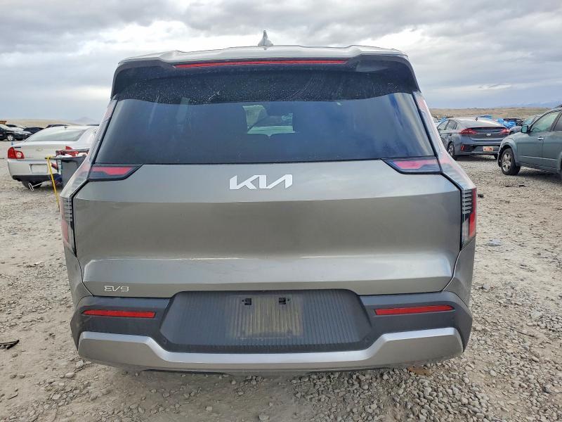 2024 KIA EV9 Light