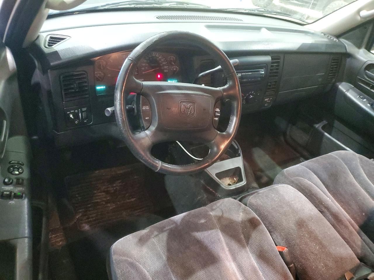 2003 Dodge Dakota slt