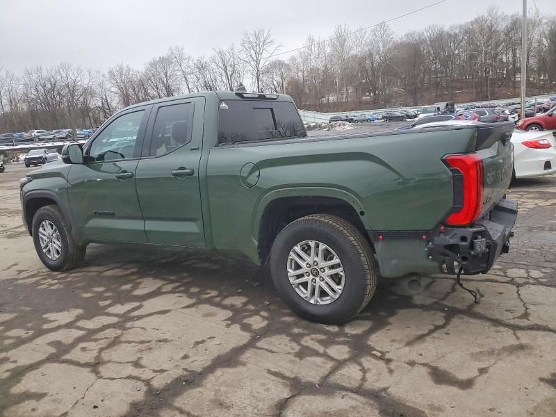2022 Toyota Tundra Double cab sr