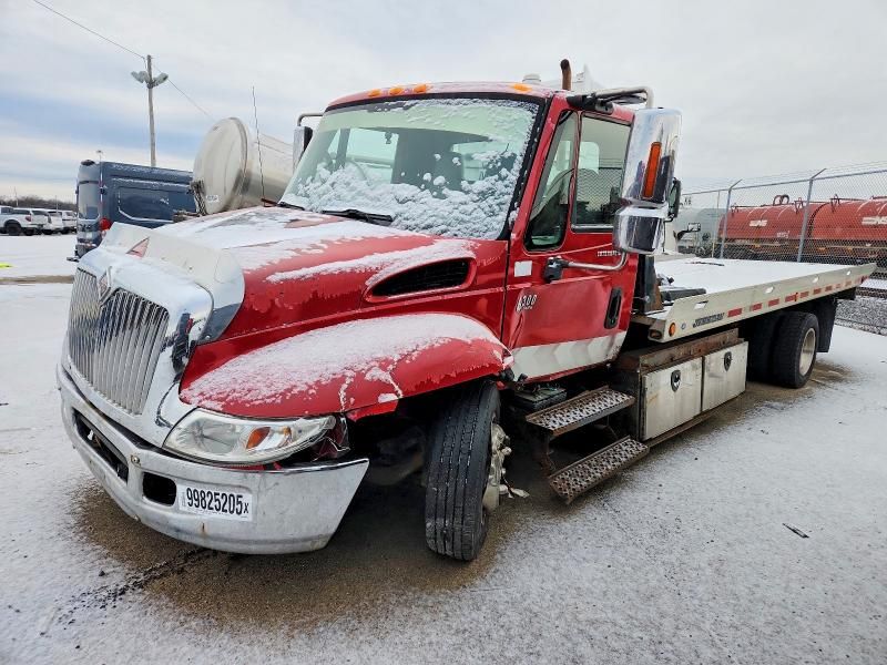 2007 International 4300 Rollback Truck
