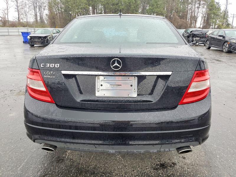 2011 Mercedes-Benz C300