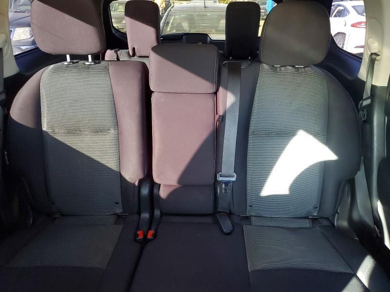 2018 Nissan Pathfinder s