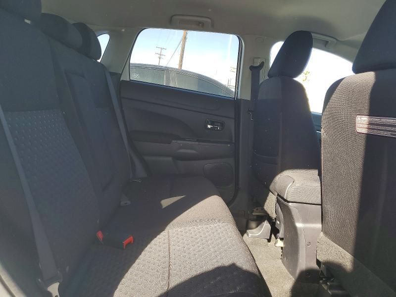 2011 Mitsubishi Outlander Sport se